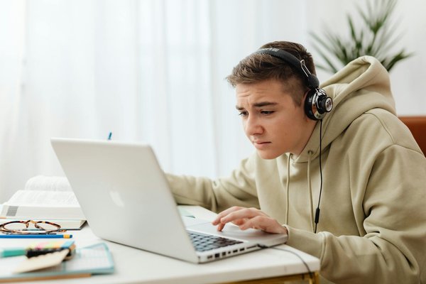 Formations certifiantes en psychothérapie : accédez à l'excellence
