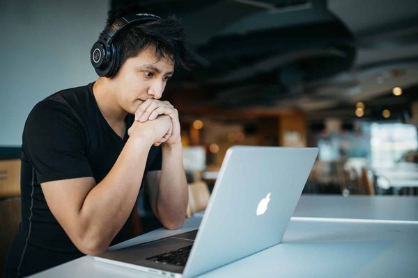 Formation à distance: Boostez votre carrière avec nos cours en ligne flexibles